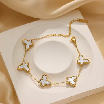 Soft Wings Bracelet