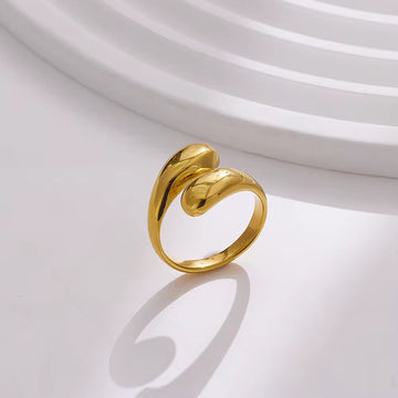 Sculpt Gold Ring