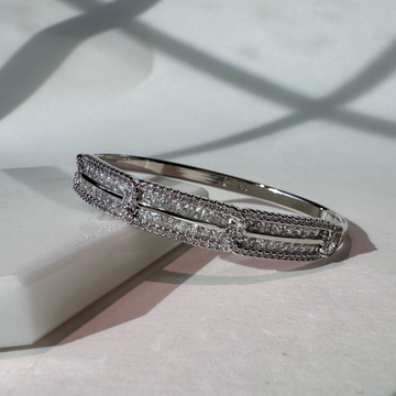 Glimmer Luxe Openable Bangle (Platinum Plated)