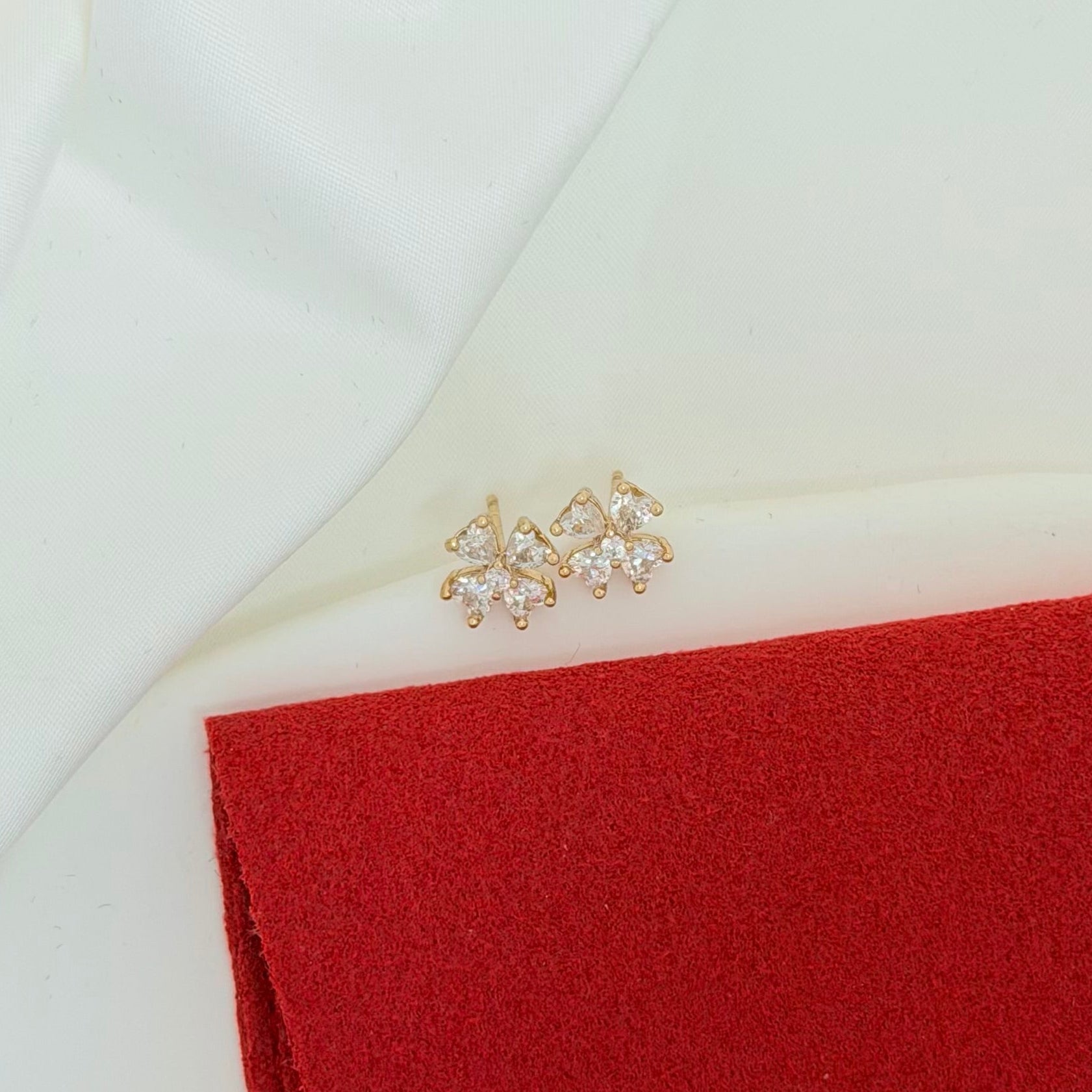 Gilded Glow | Studs