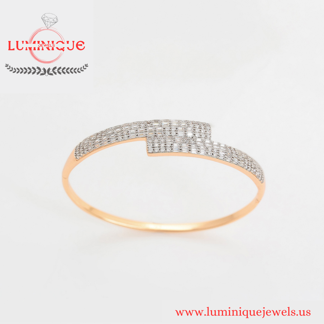 Elegant Openable Bangle (14K PVD Gold Plated)
