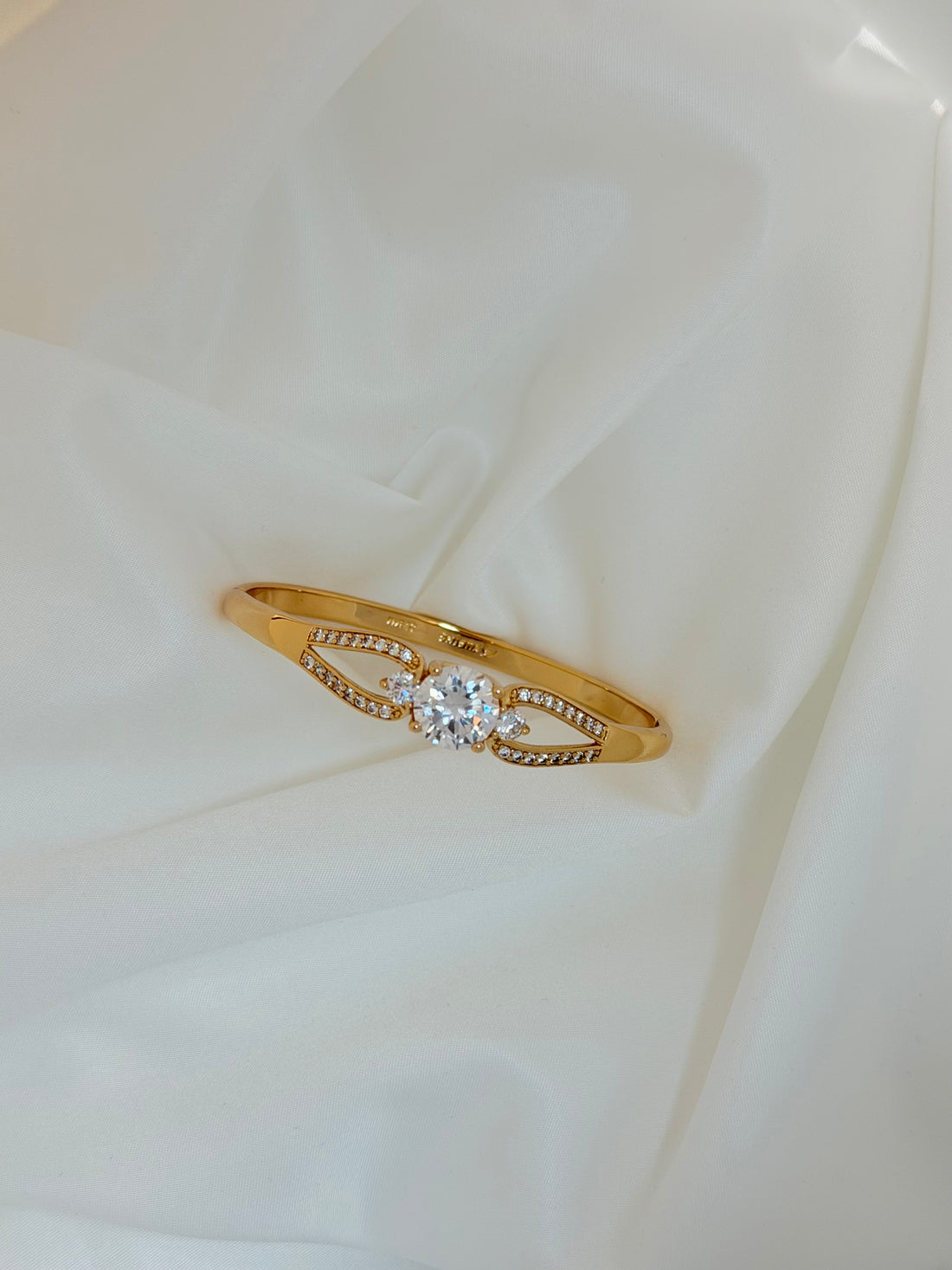 Crystelle Openable | Bangle