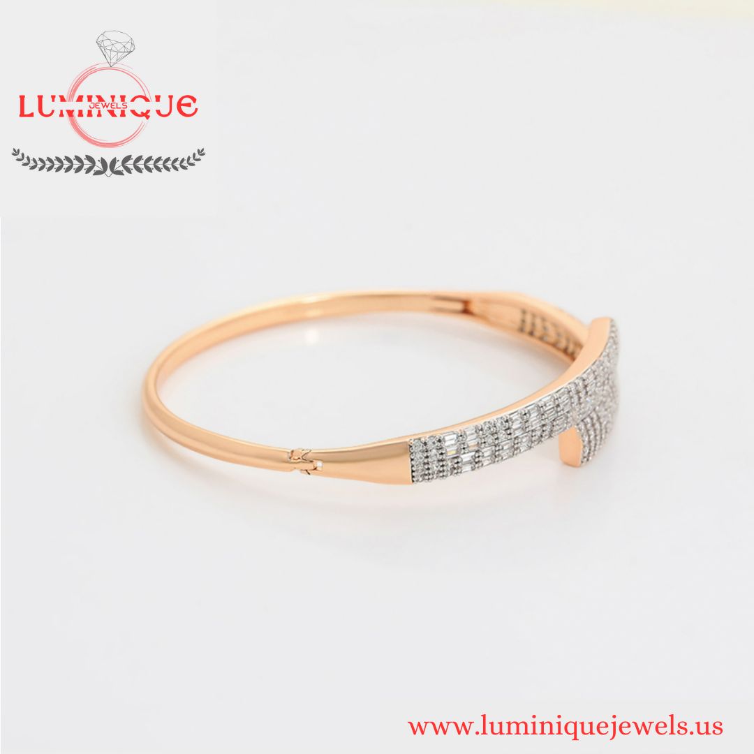 Elegant Openable Bangle (14K PVD Gold Plated)