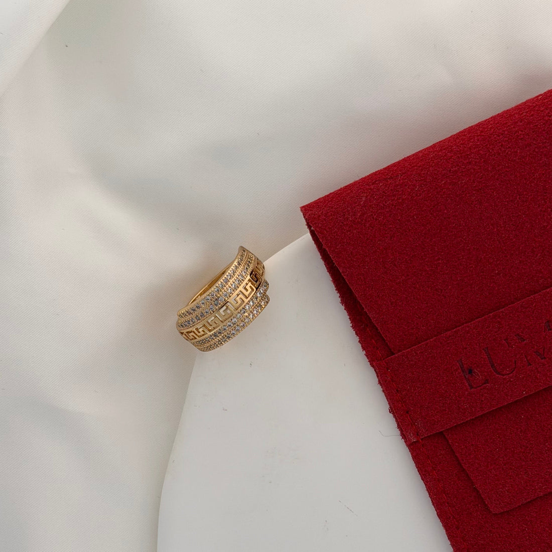 Noble Spark | Ring