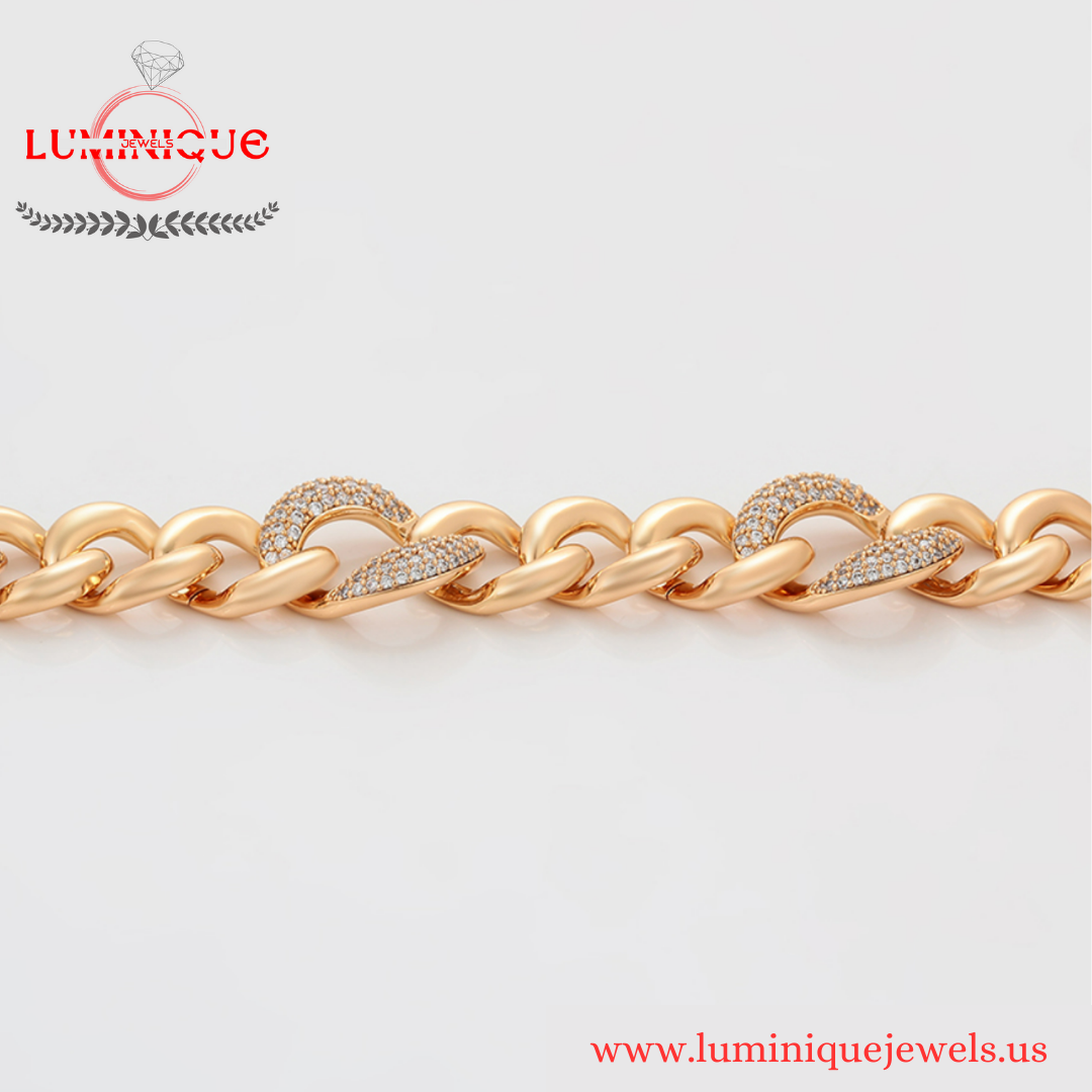 Luxury Fashion Bracelet (18K PVD Gold Plated)