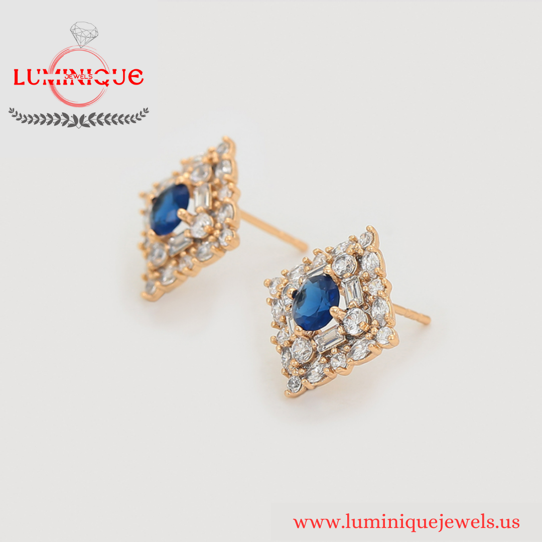 Small Elegant Earrings (18K PVD Gold Plated)