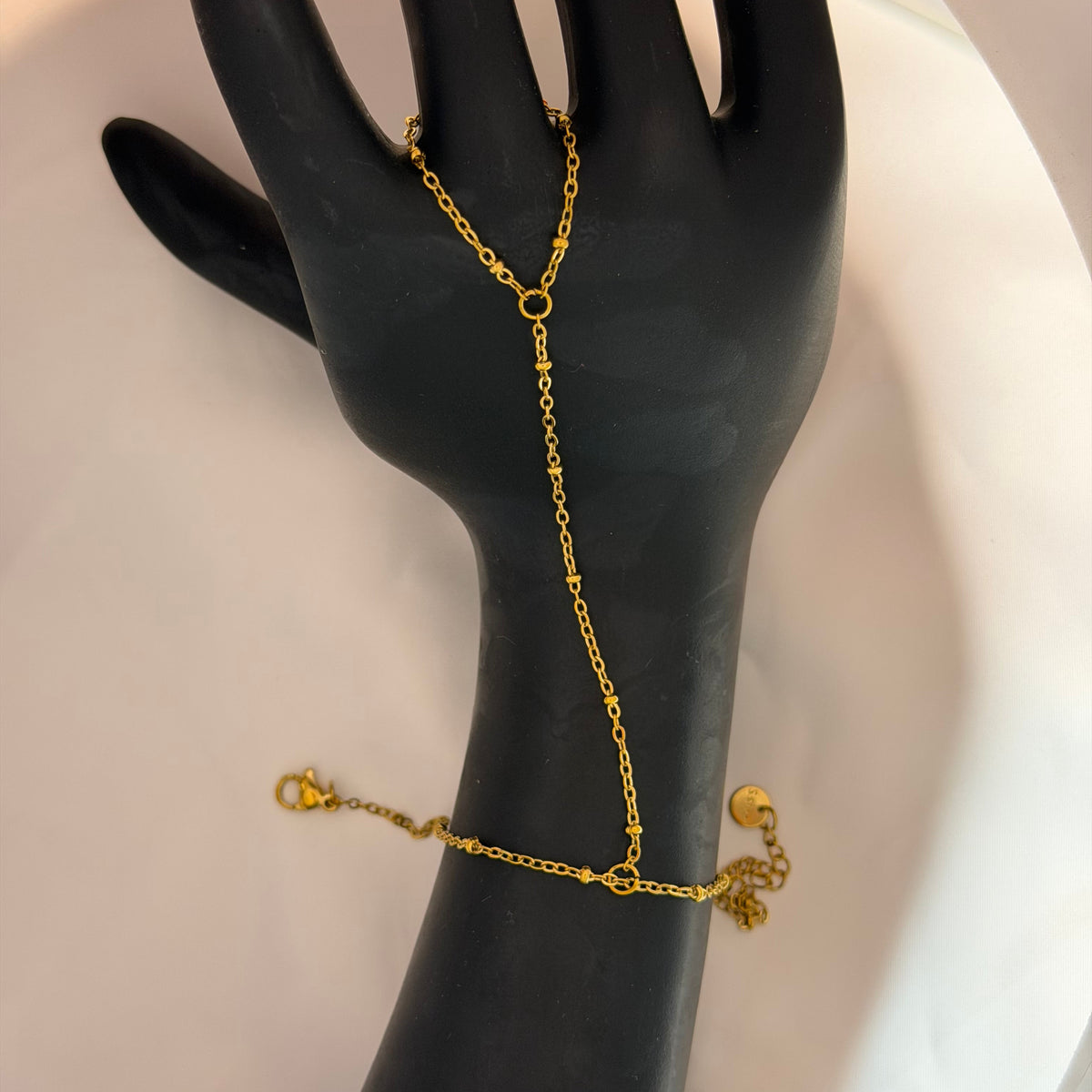 Liora Link | Handchain