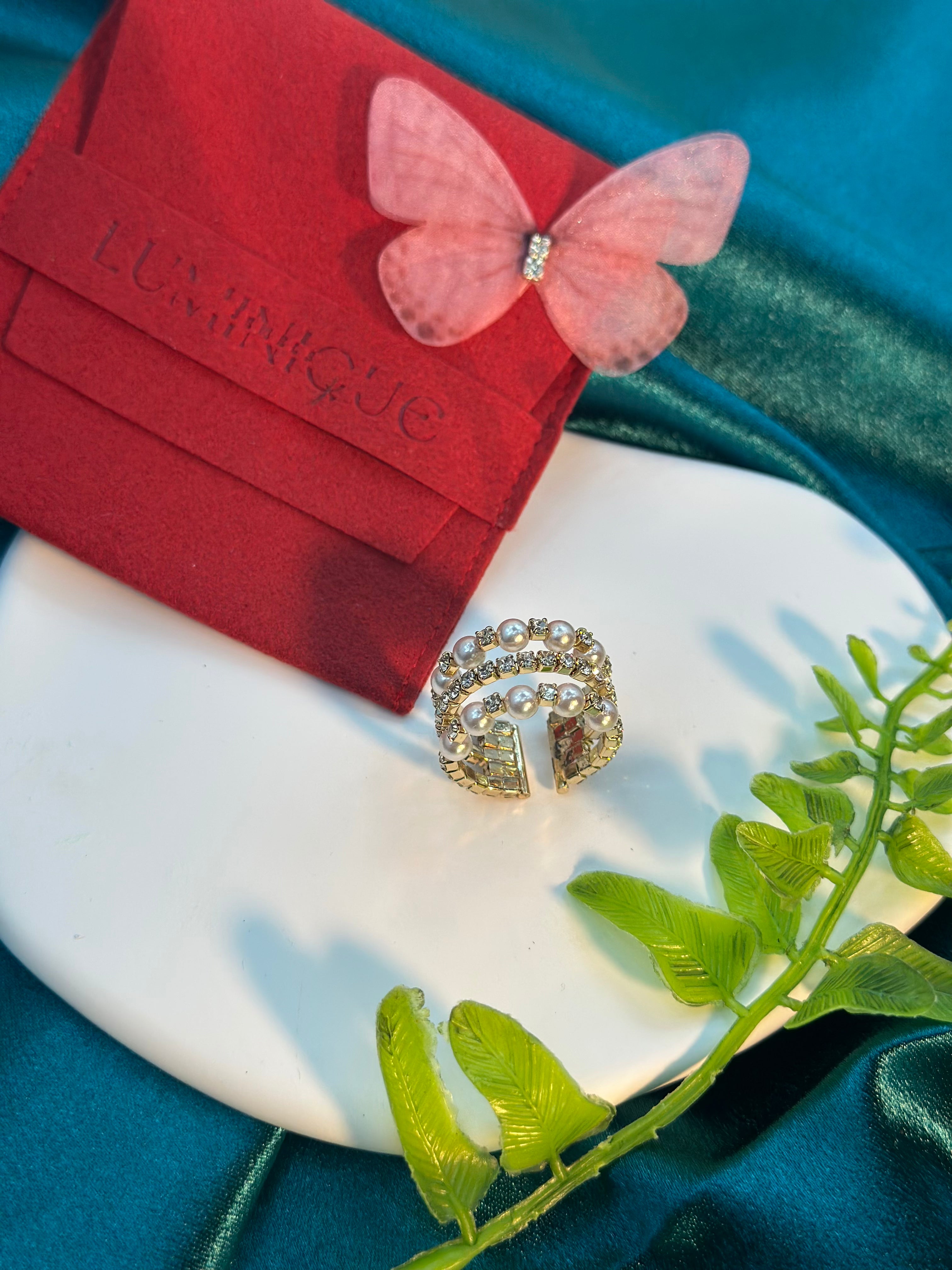 Luxe Pearl Ring