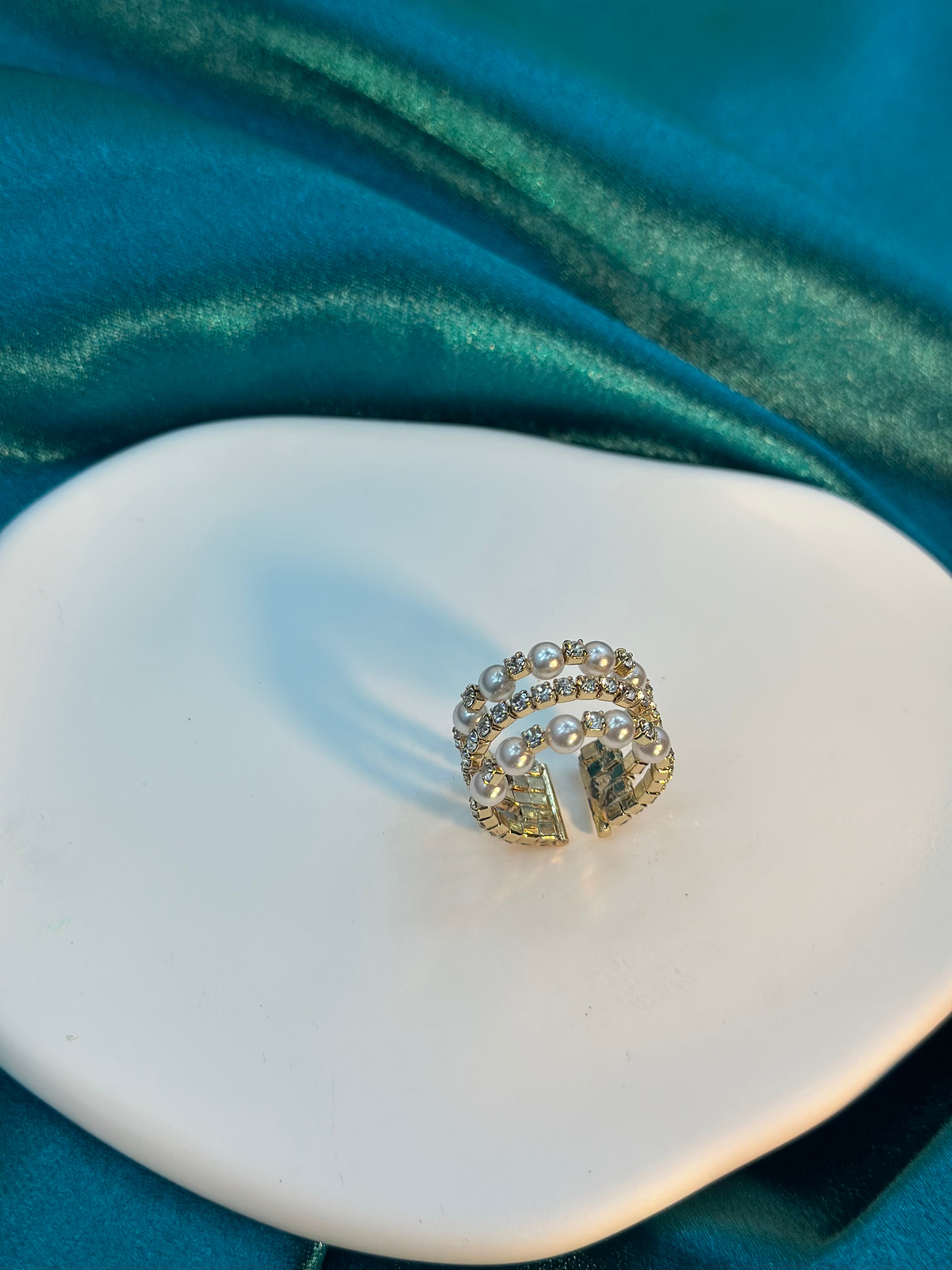 Luxe Pearl Ring