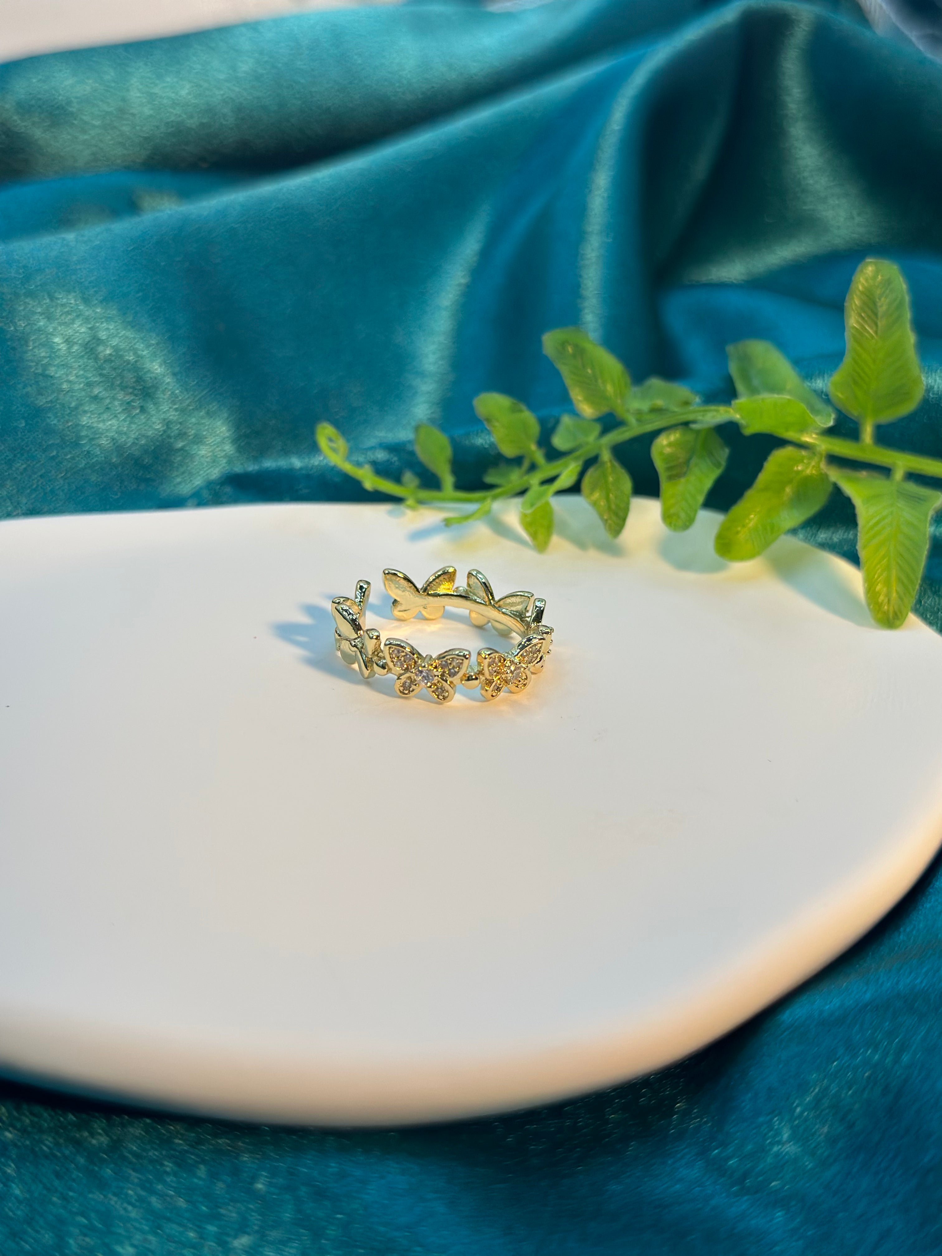 Tiny Flutter Ring