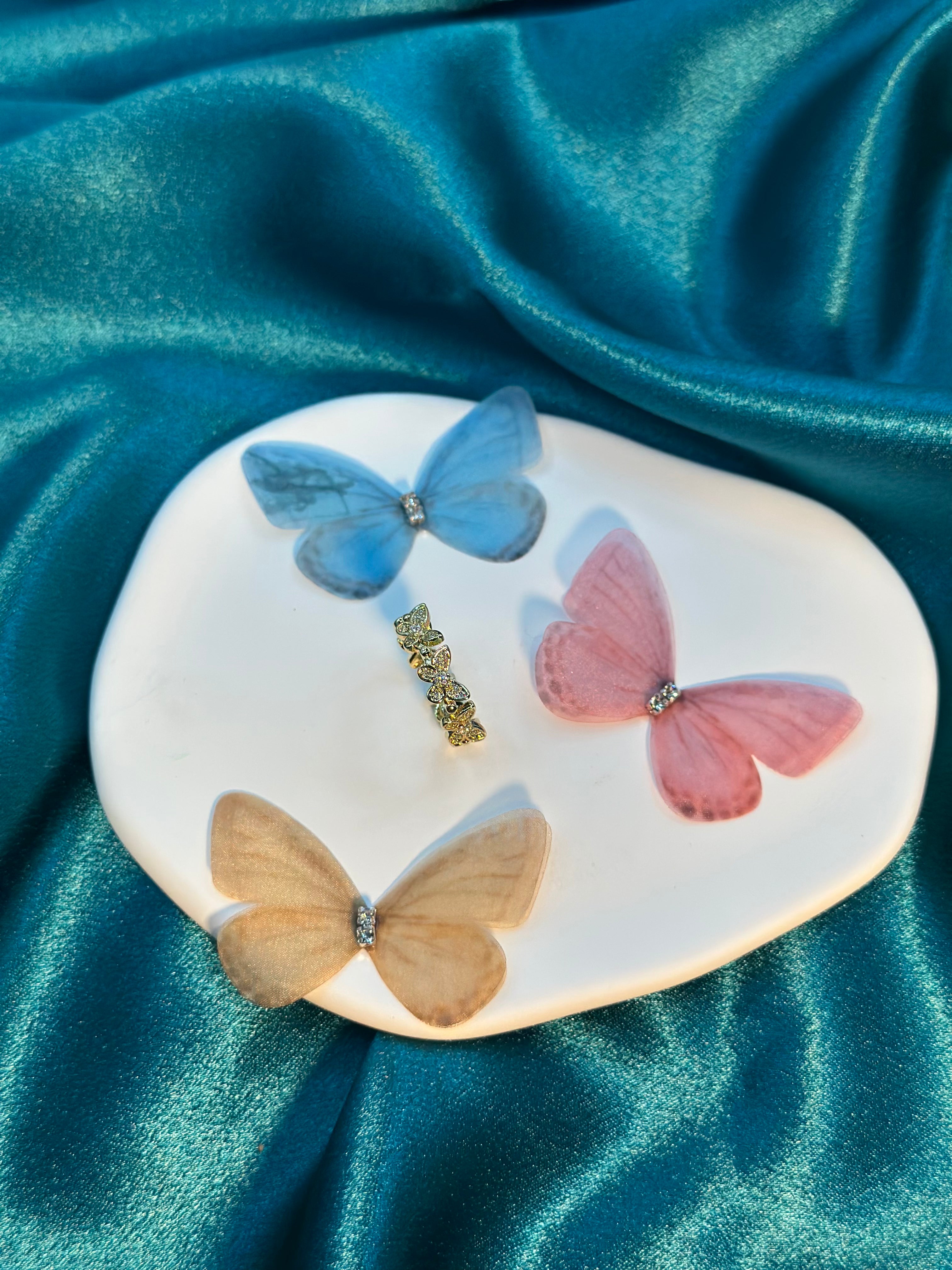 Tiny Flutter Ring