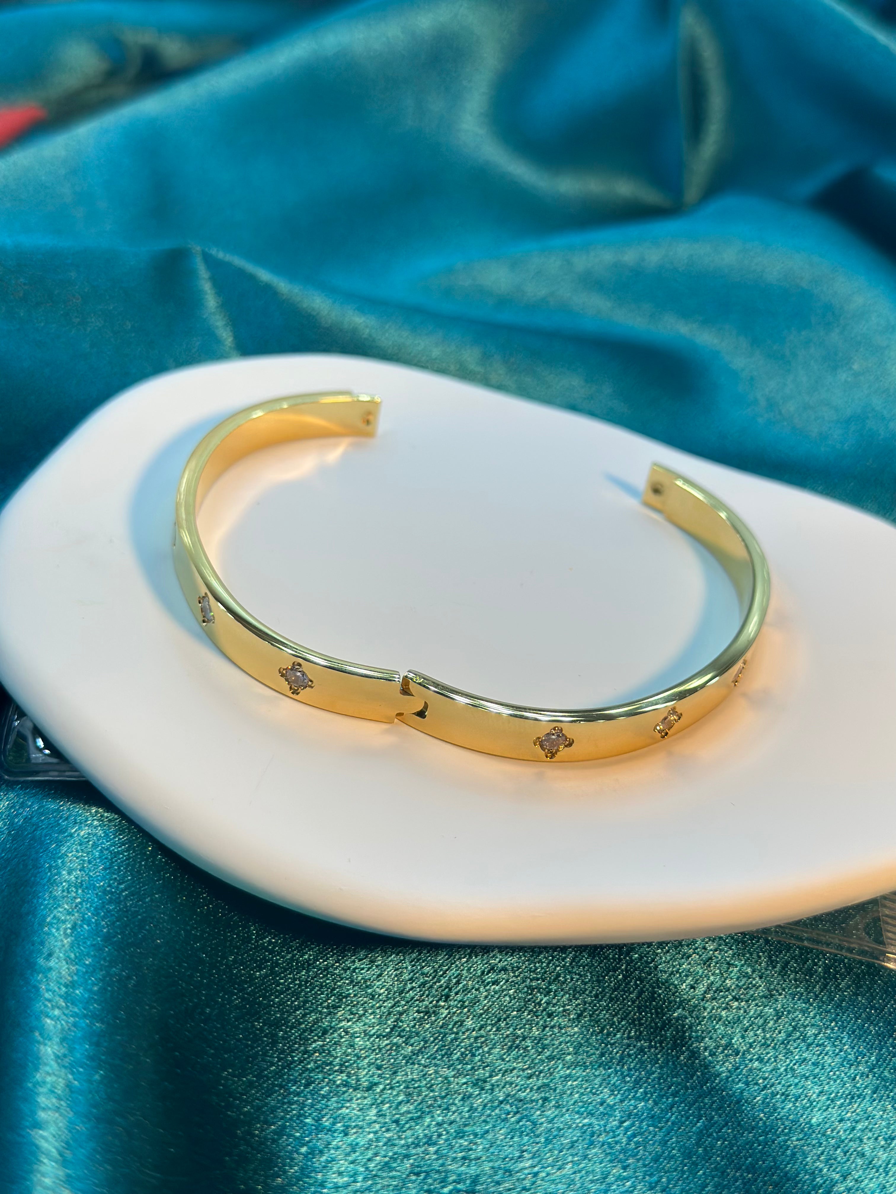 Nova Bangle