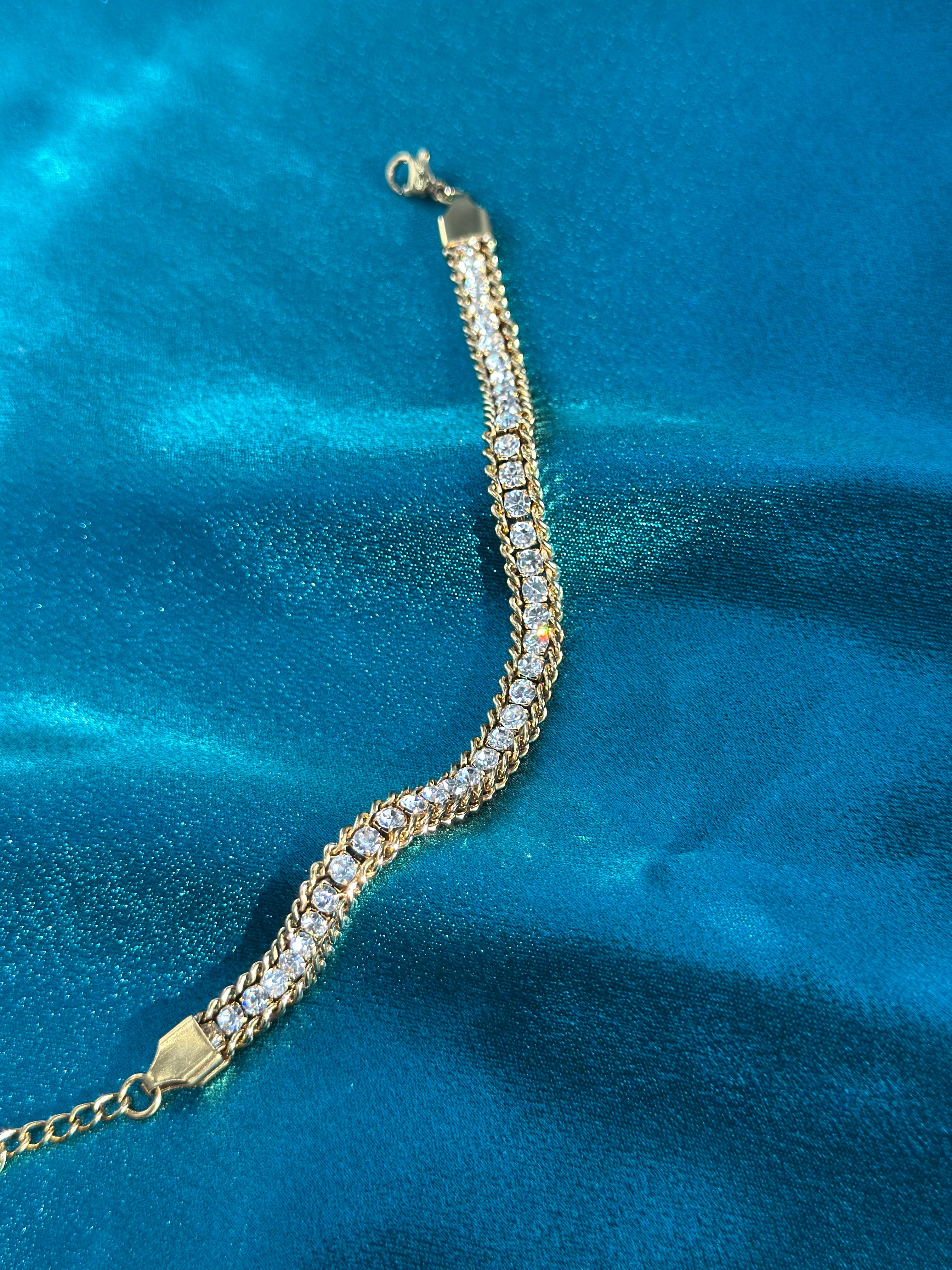 Gold Fleur Bracelet