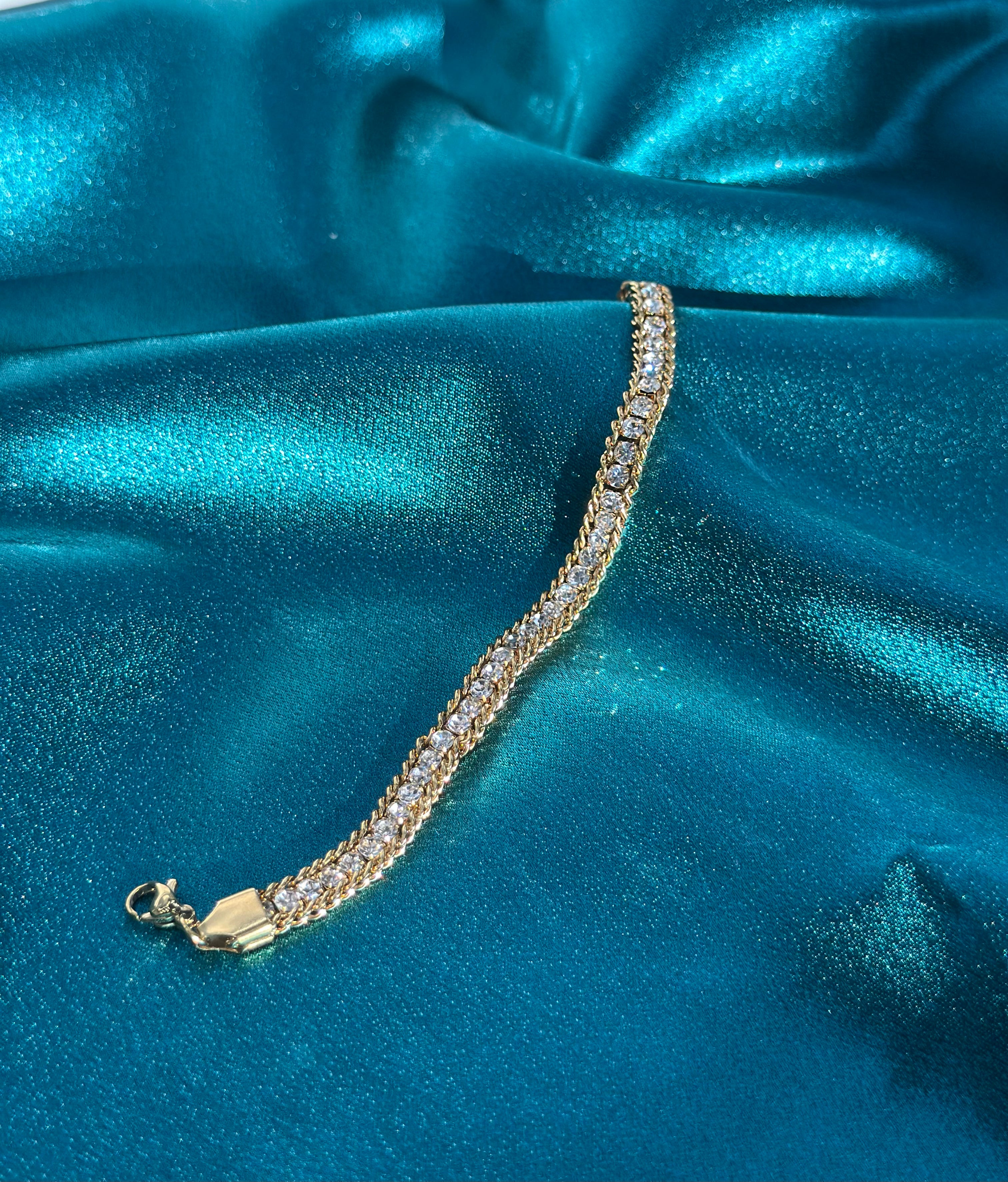 Gold Fleur Bracelet