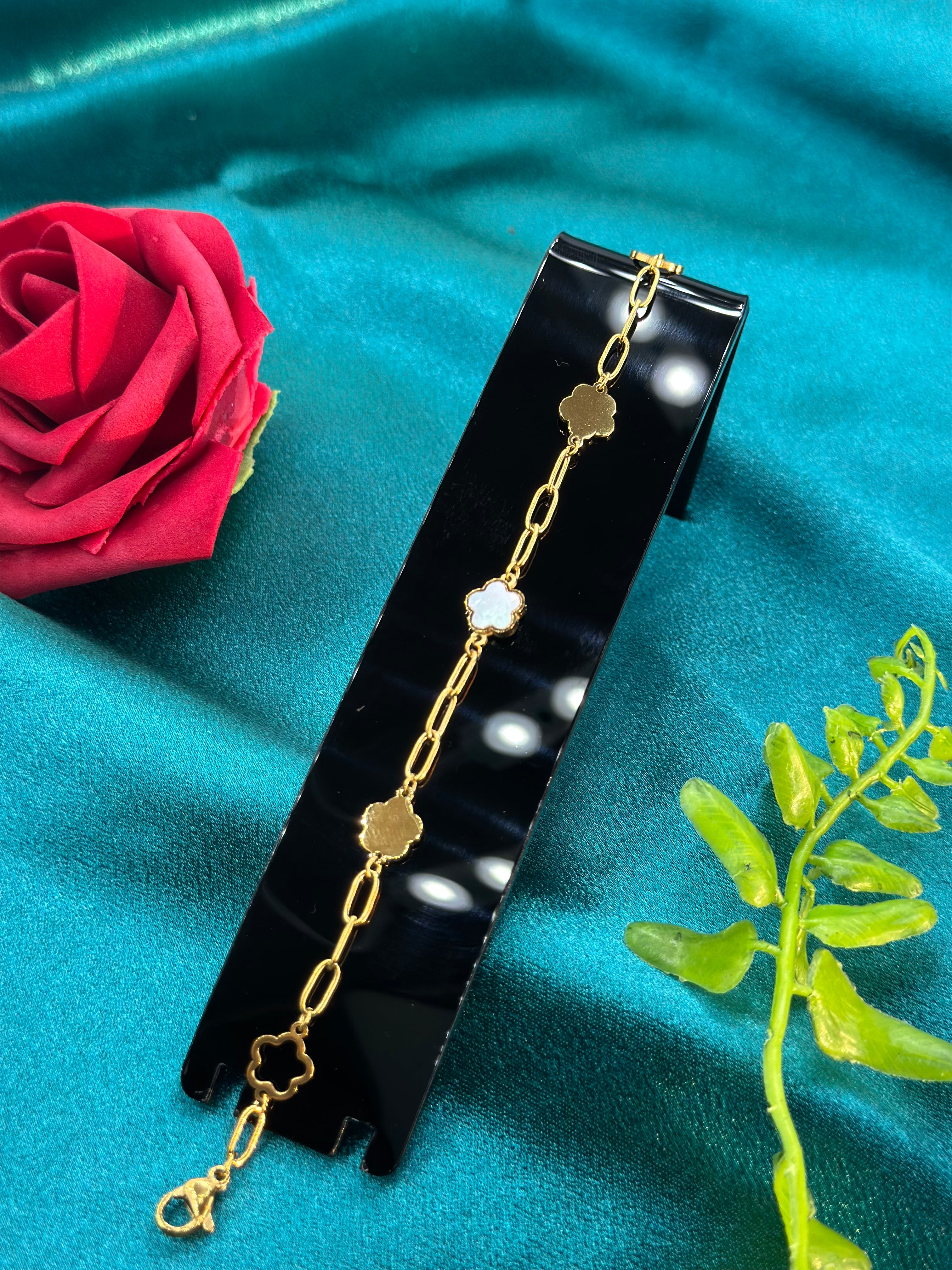 Golden Bloom Bracelet