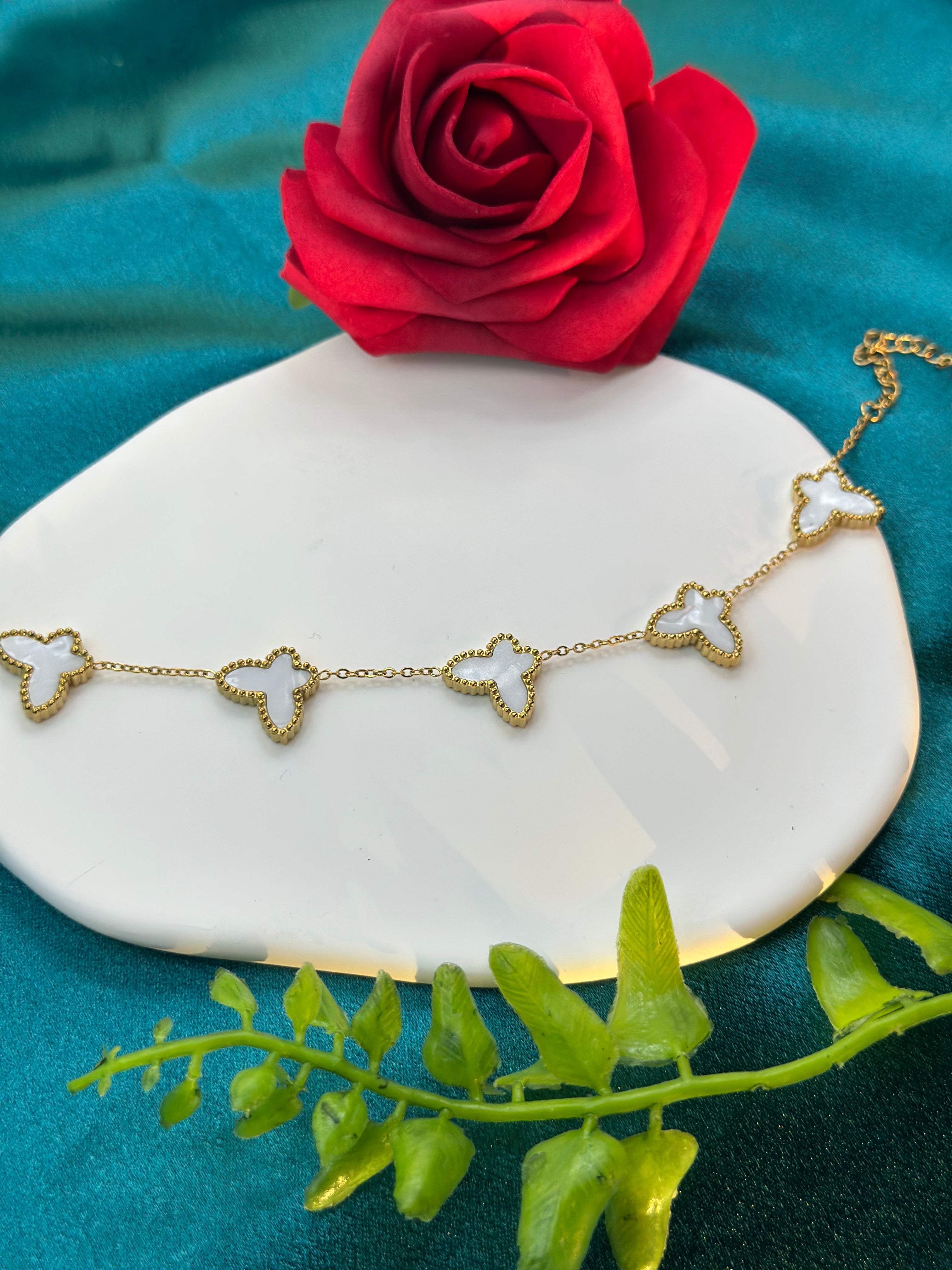 Soft Wings Bracelet