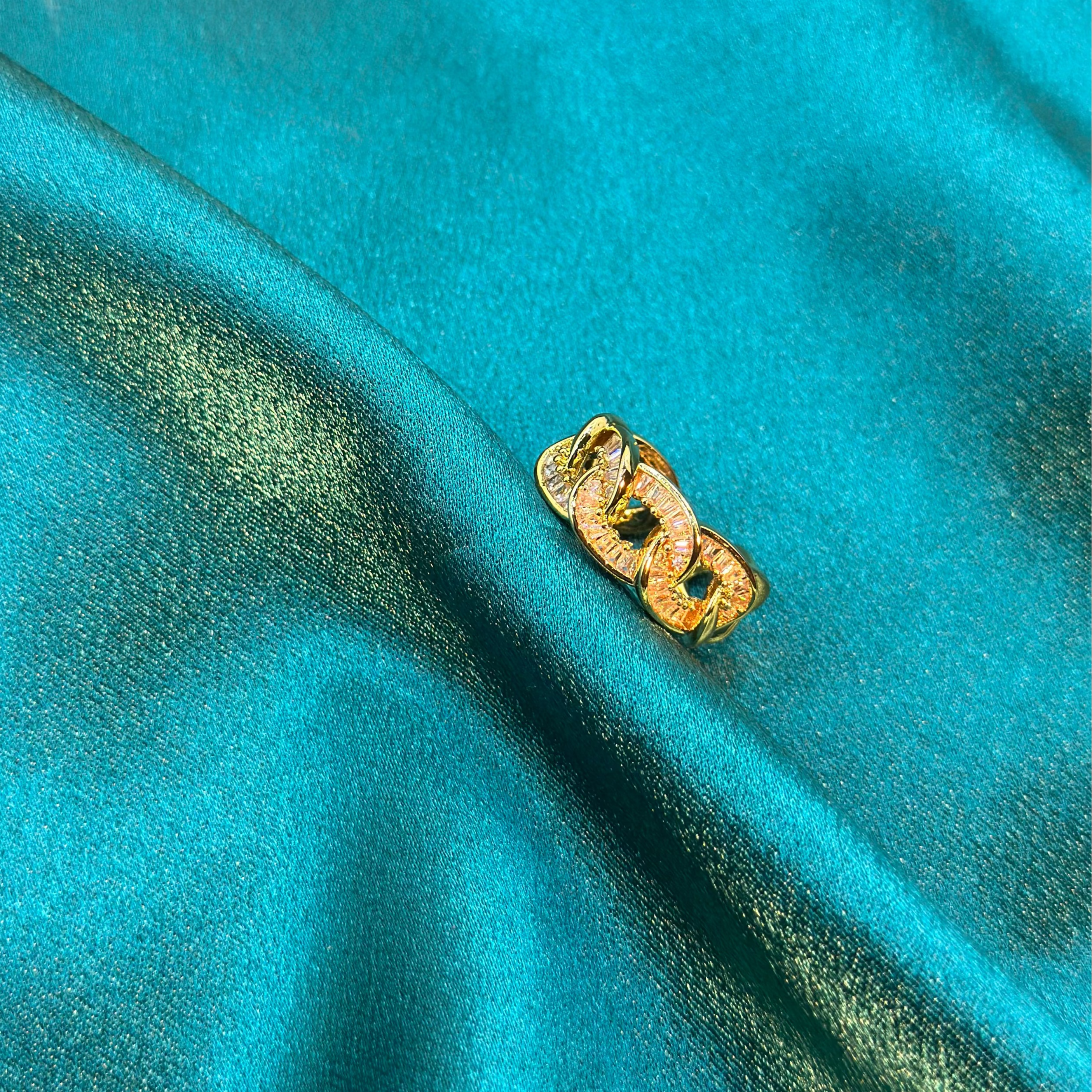 Glow Curve Ring