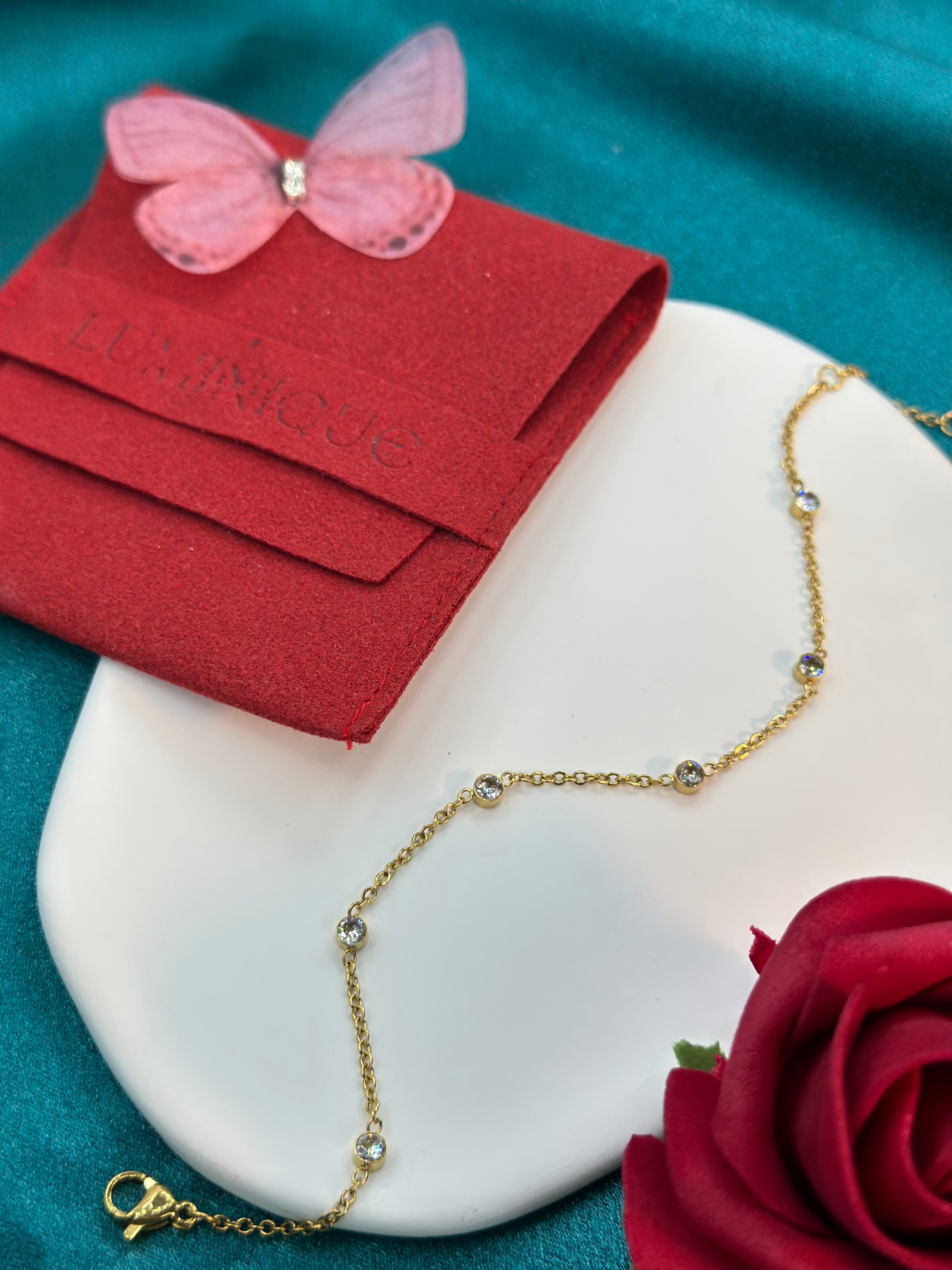 Soft Shine Bracelet
