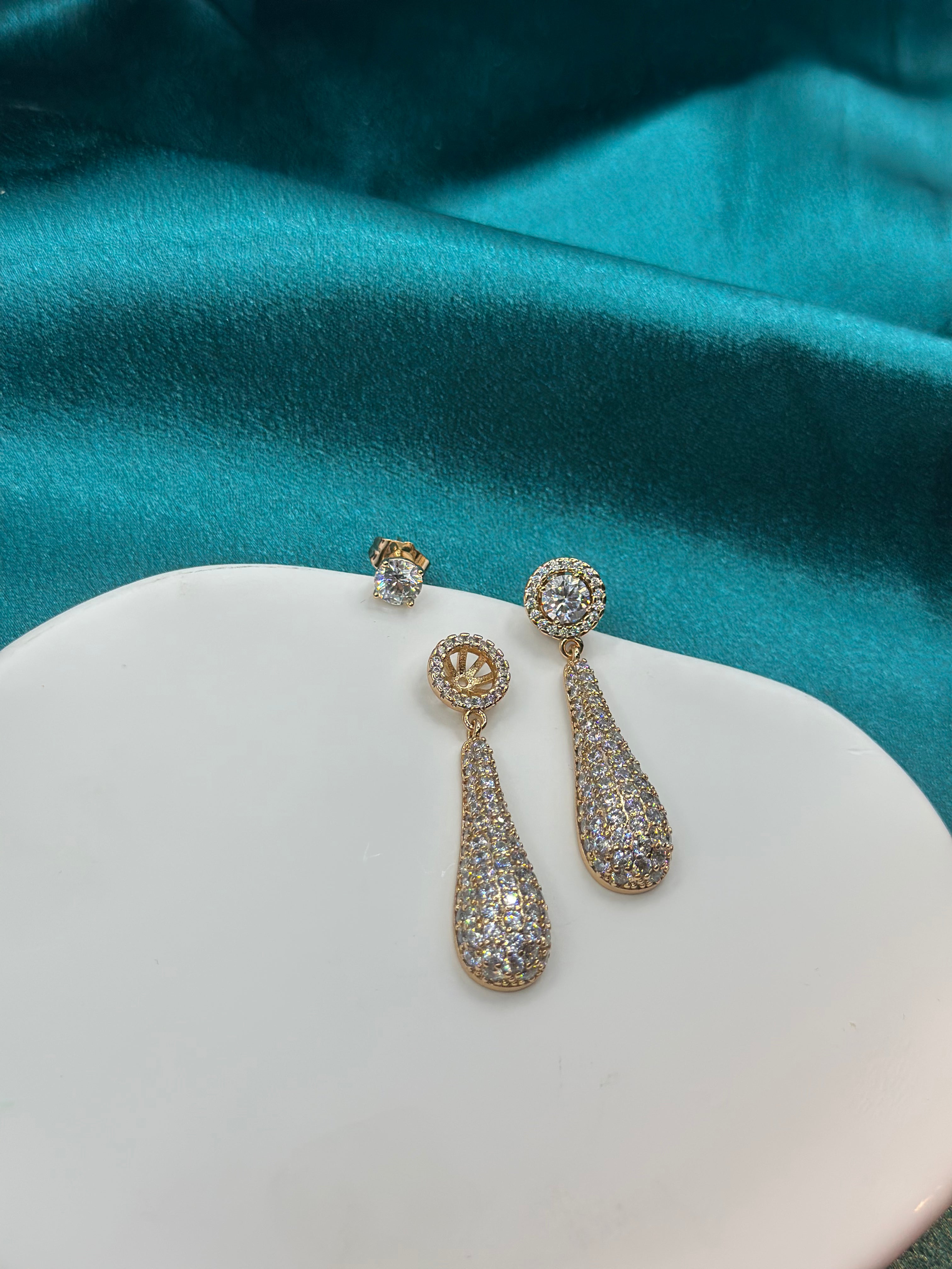 Zircon earrings