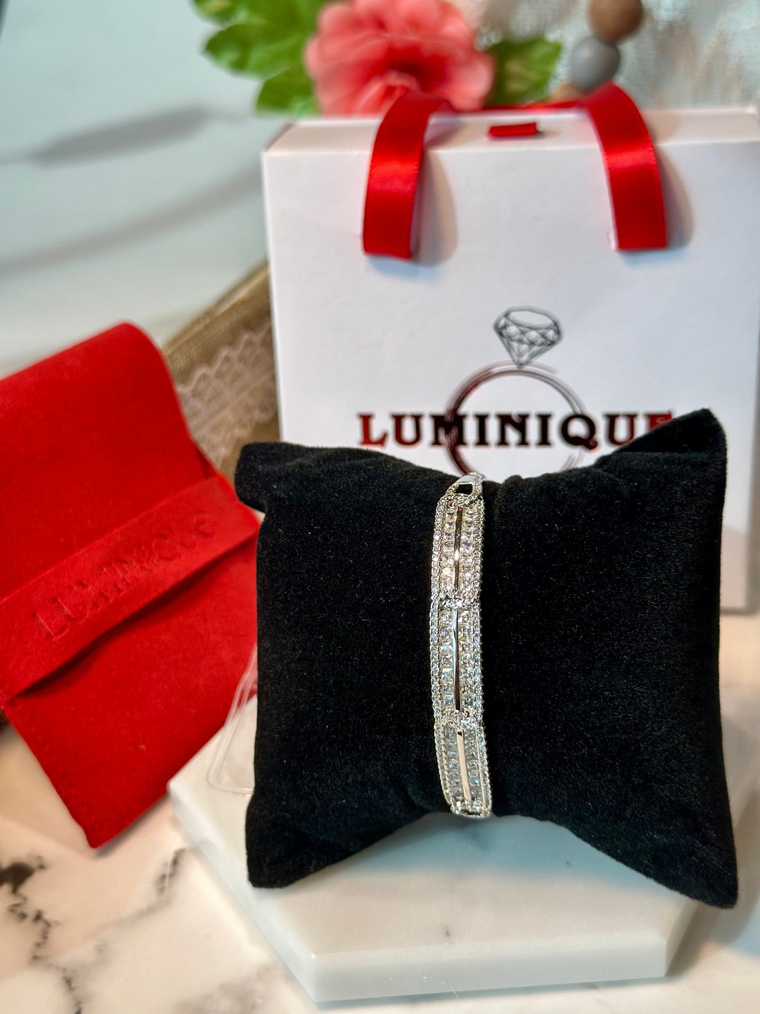 Glimmer Luxe Openable Bangle (Platinum Plated)