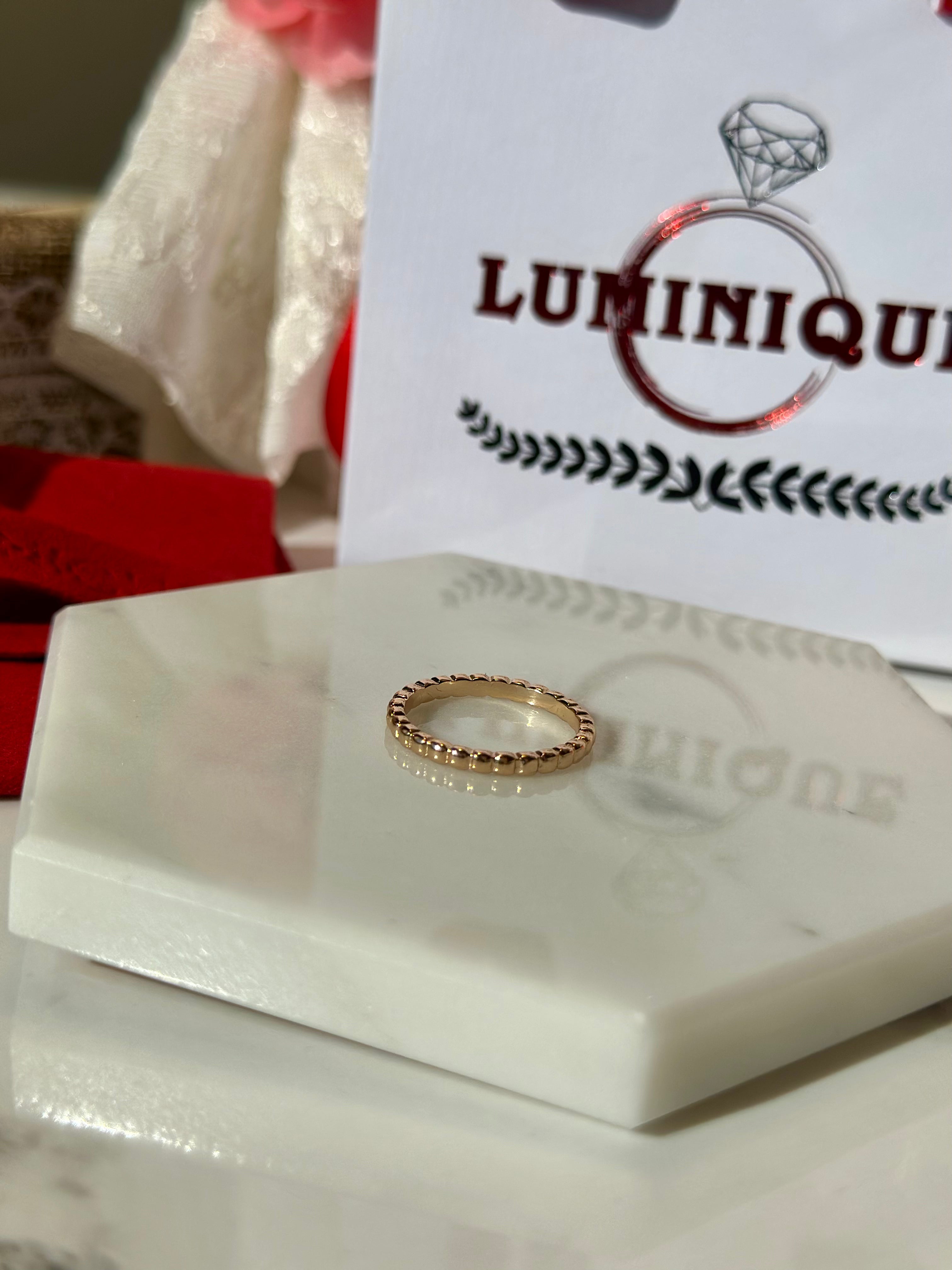 Simple Ring