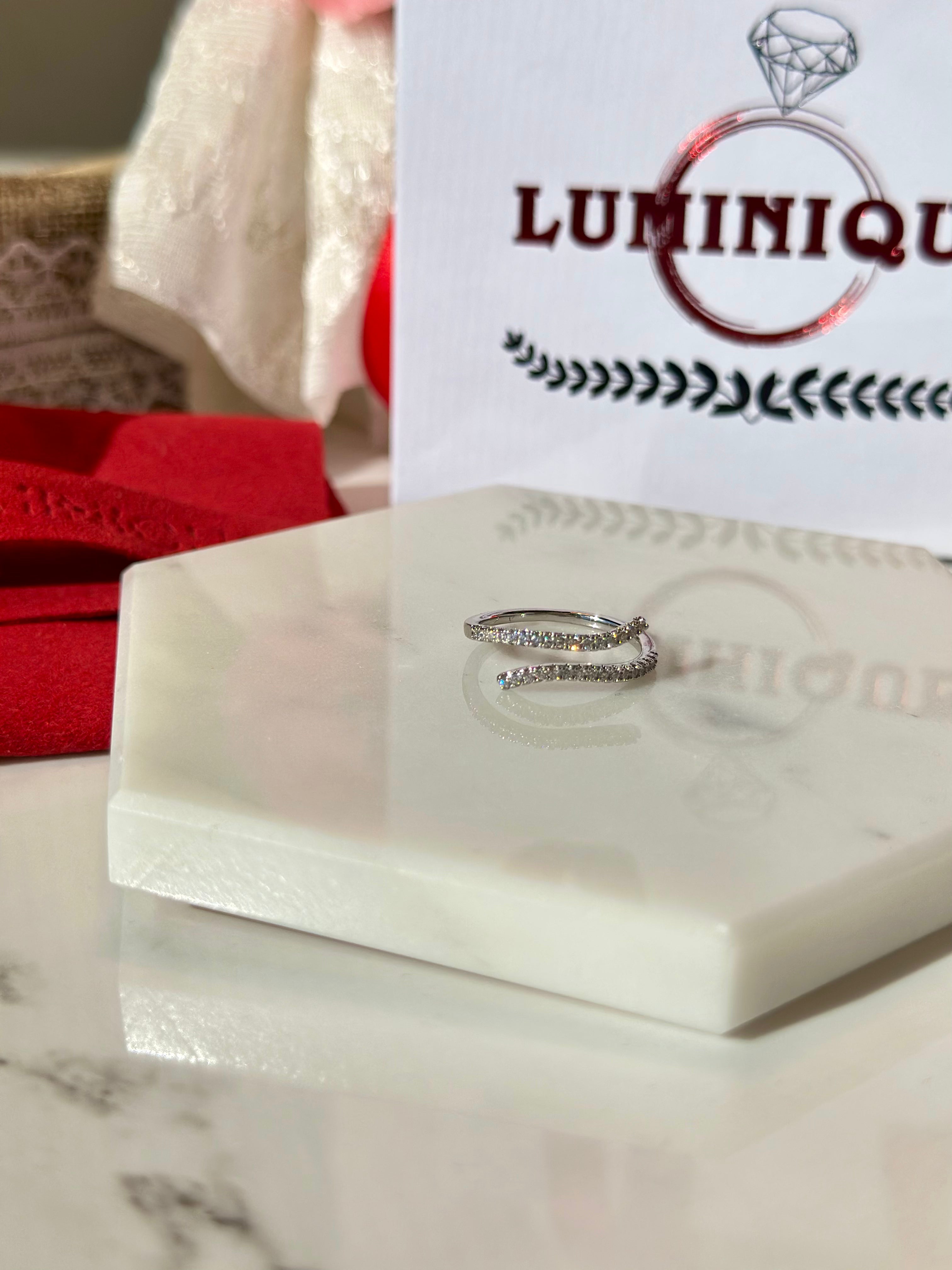 Luna Luxe Ring (Platinum Plated)
