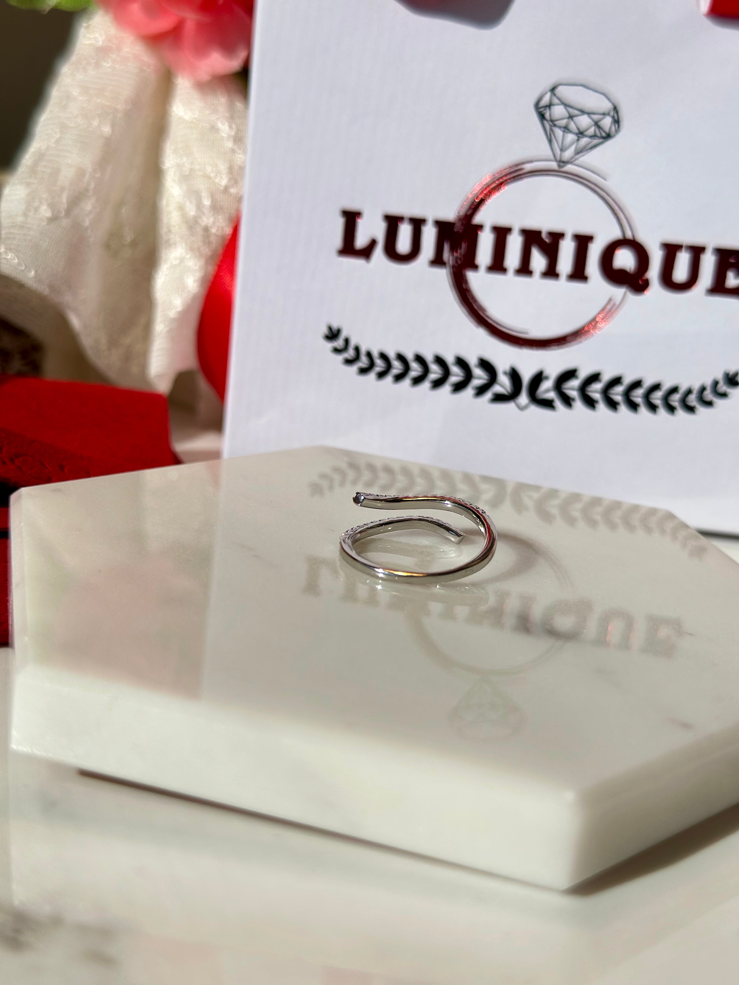 Luna Luxe Ring (Platinum Plated)