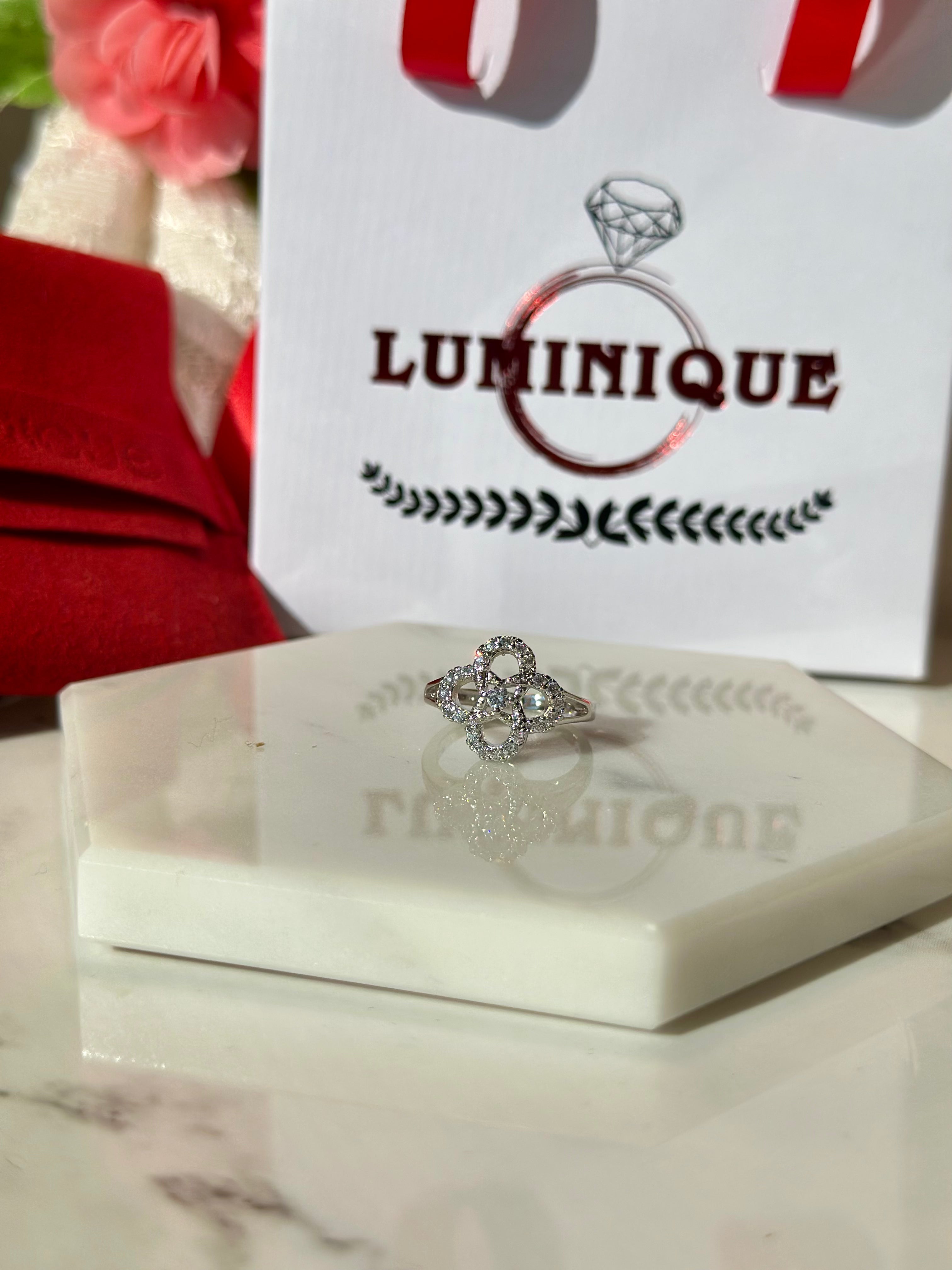 Flower Ring (Platinum Plated)