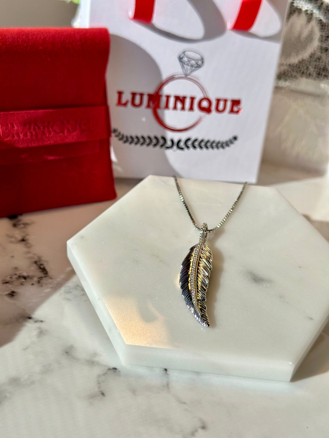Leaf Necklace (Platinum Plated)